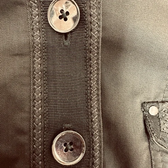 White House Black Market Army Green Utility Cropped Jacket Sz 8 - Picture 10 of 16